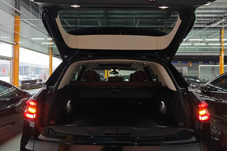 Used BMW X5 2021 xDrive30i X Design Package