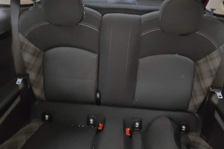 Used  MINI 2016 1.5T COOPER
