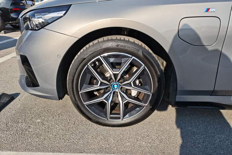 Used BMW i5 2024 eDrive 35L M Sport Package
