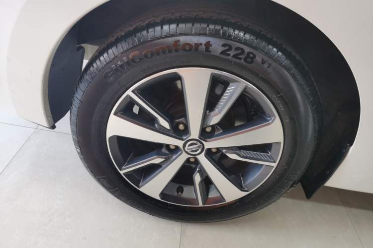 Used Nissan Lannia 2016 1.6L CVT Cool Edition
