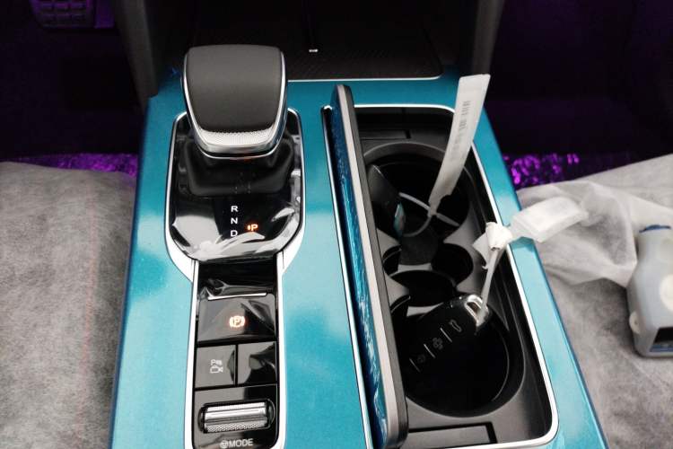 Used Hongqi HS7 PHEV 
