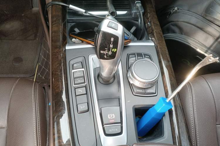 Used BMW X5 2018 xDrive28i
