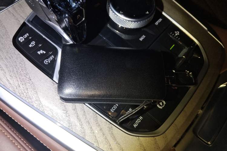 Used BMW X7 2021 xDrive40i Executive Model with M Sport Package
