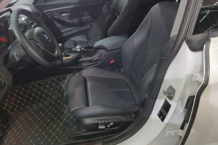 Used BMW 3 Series GT 2019 320i Sport Edition
