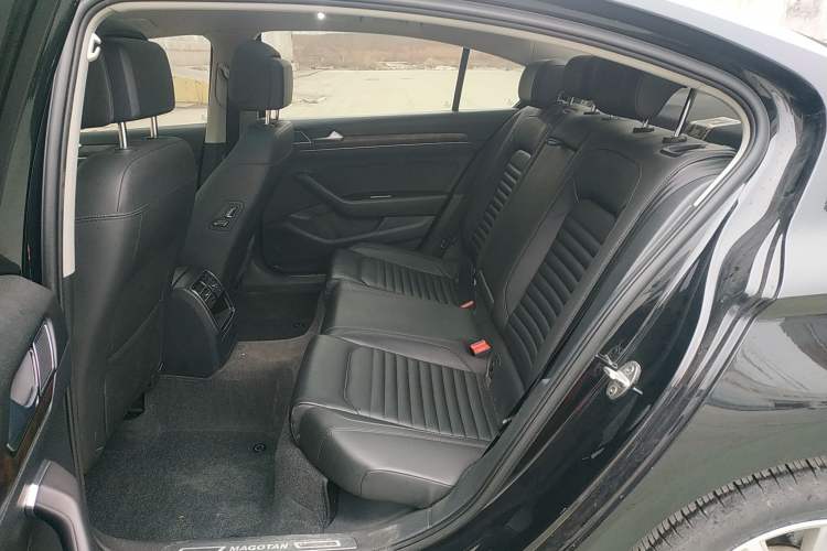 Used Volkswagen Magotan 2019 330TSI DSG Leading Model China VI Standard
