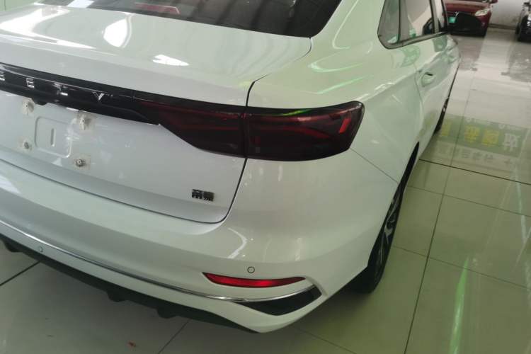 Used Geely Auto Emgrand 2023 4th Generation Champion Edition 1.5L CVT Luxury Model
