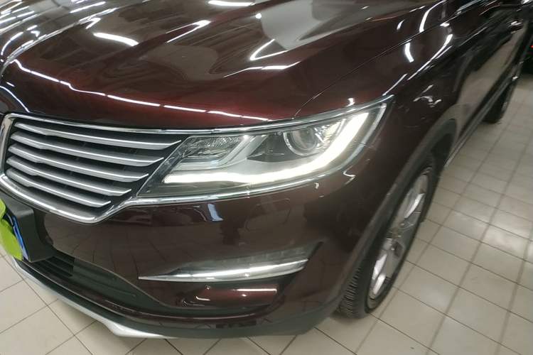 Used Lincoln MKC 2017 2.0T Two-Wheel-Drive Luxury Edition