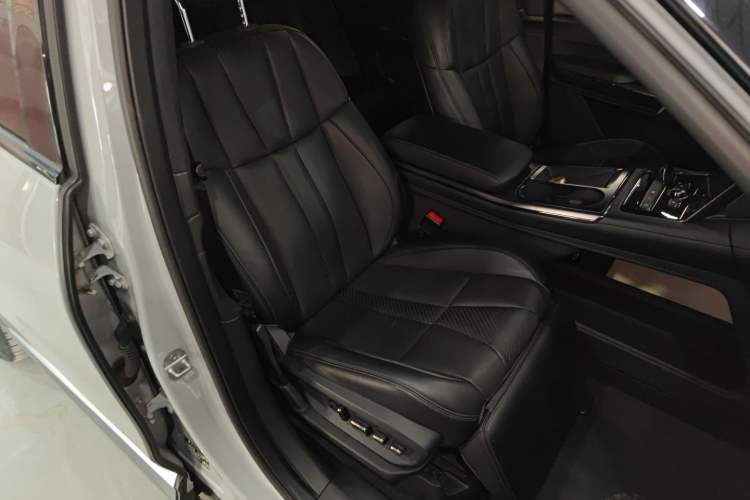 Used Nio ES8 2020 580 km Range Signature Edition Six-Seater Version
