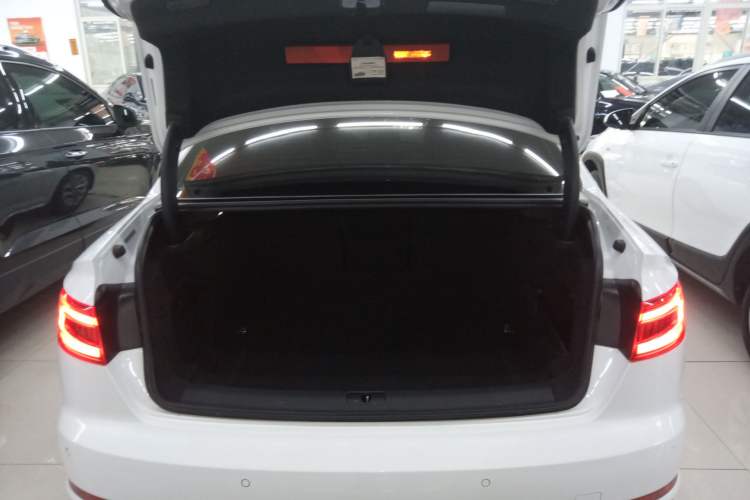 Used Audi A4L 2018 30th Anniversary Edition 40 TFSI Trendy Model
