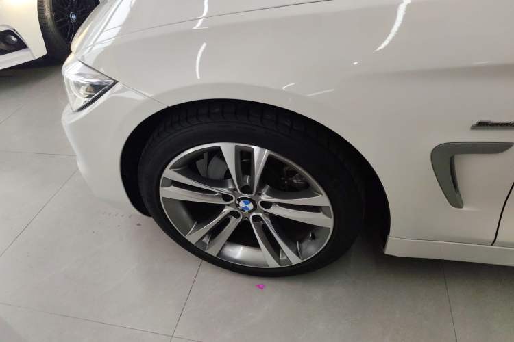 Used BMW 4 Series 2014 420i Convertible Sports Design Package
