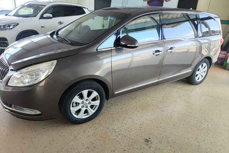 Used Buick GL8 2014 3.0L GT Luxury Business Haoya Edition
