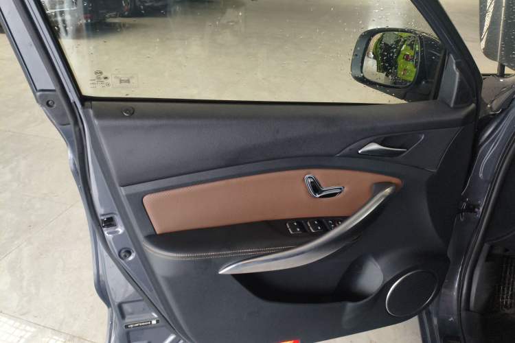 Used BYD Song 2019 1.5TI Manual Smart Connect Enjoyment Model
