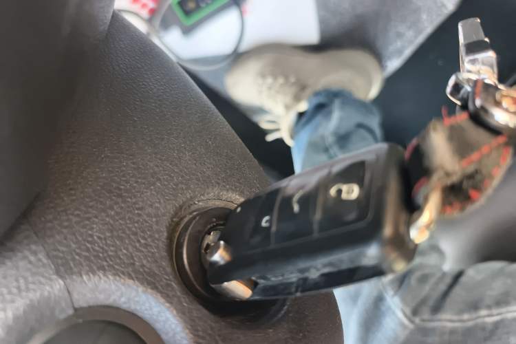 Used Volkswagen Santana 2015 1.6L Manual Fashion Edition
