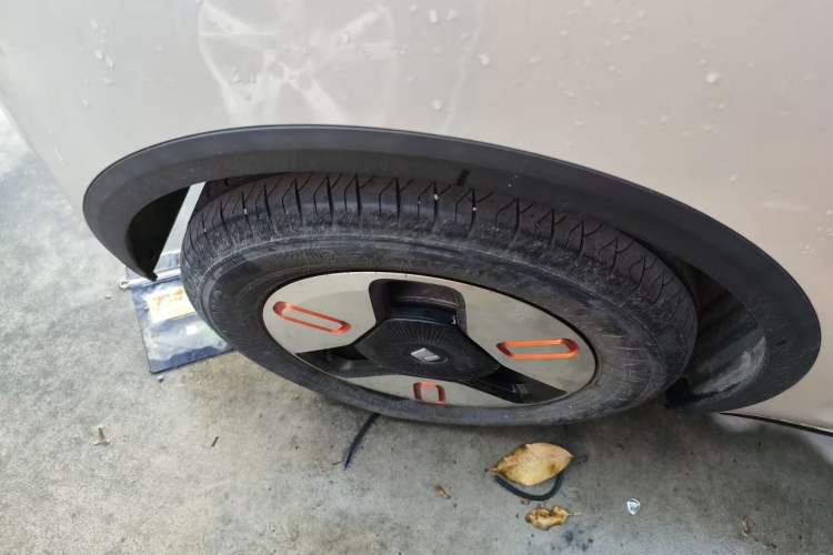 Used Baojun KiWi EV 2021 Artist Model Ternary Lithium