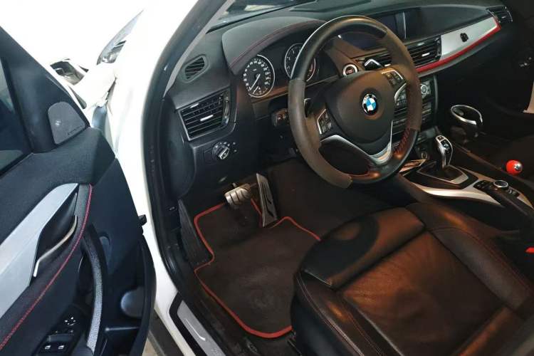 Used BMW X1 2014 xDrive20i Sports Design Package