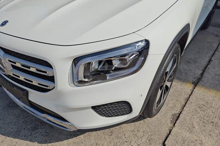 Used Mercedes-Benz GLB 2022 Updated GLB 200 Fashion Edition
