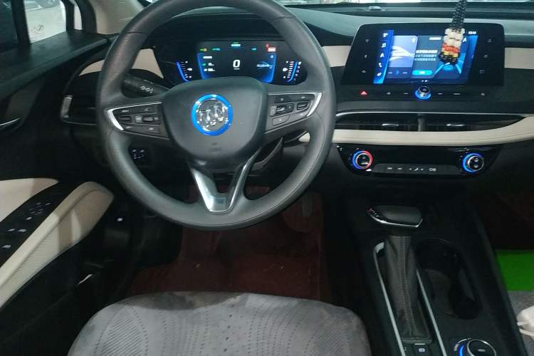 Used Buick Velite 6 2020 Plug-in Hybrid Connected Fashion Model
