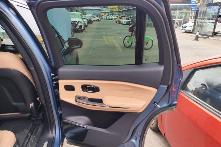 Used Nio ES8 2020 415 KM Signature Edition 7-Seater Version
