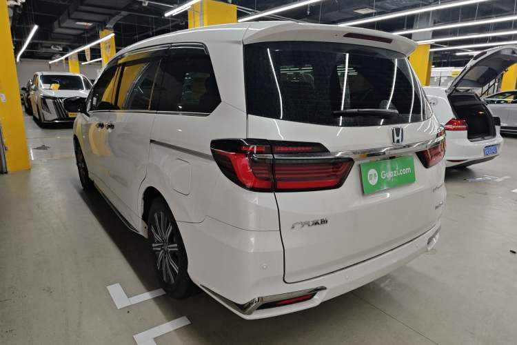 Used Honda Odyssey 2024 2.0L eHEV Sharp & Enjoy Edition
