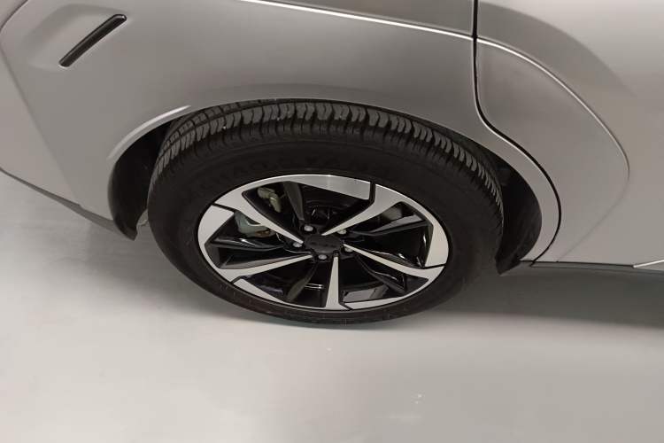 Used AION Y 2023 Younger Star Edition