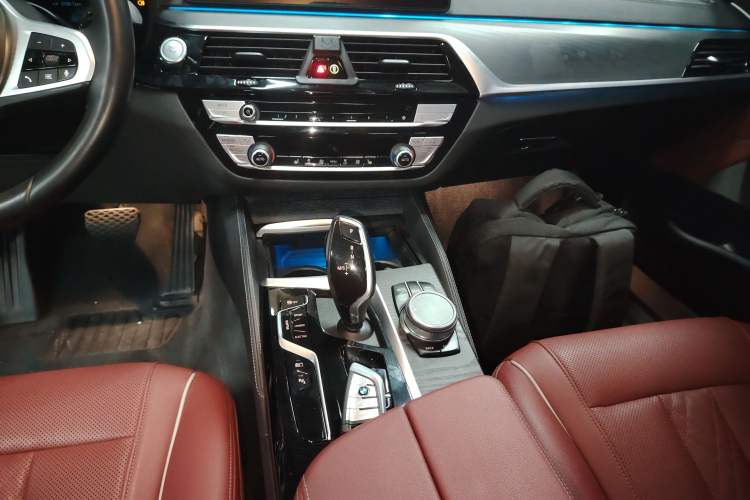 Used BMW 5 Series New Energy 2022 535Le Luxury Package