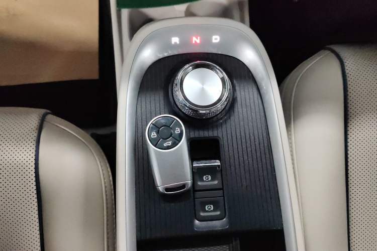 Used ORA Good Cat 2022 400km Standard Range Premium Version Lithium Iron Phosphate
