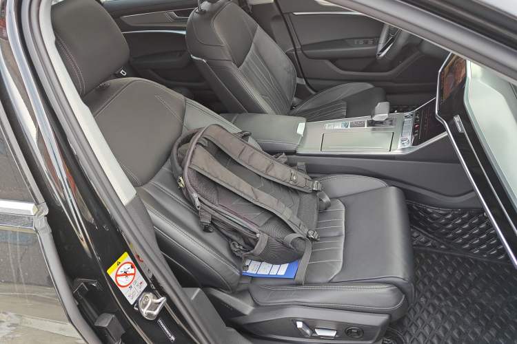 Used Audi A6L 2023 45 TFSI Prestige Elegant Edition
