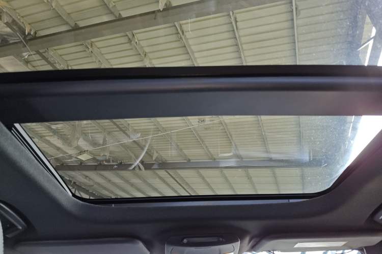 Used Ford Everest 2017 2.0T Gasoline Automatic 4x4 Luxury Edition 5 Seats
