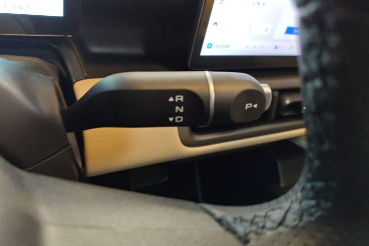 Used Wuling Bingo PLUS 2024 330 km Range Five-Seater Version
