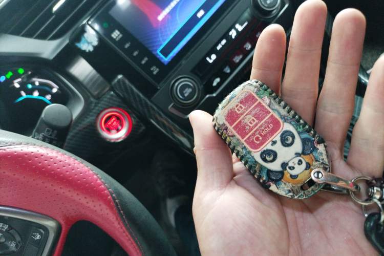 Used Honda Civic 2021 HATCHBACK 220TURBO CVT New Trendsetter
