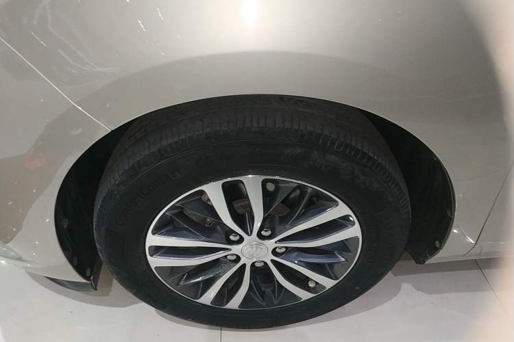 Used Buick GL8 2020 ES Land Cruiser 653T Comfort Edition