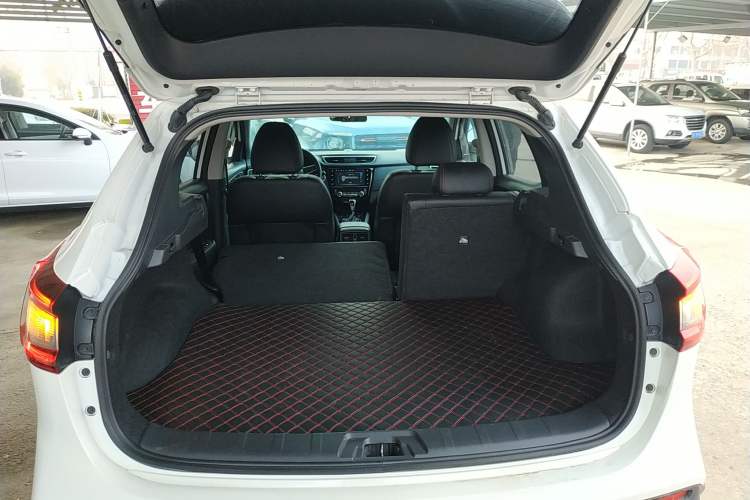 Used Nissan Qashqai 2023 Classic 2.0L CVT XV Comfort Edition
