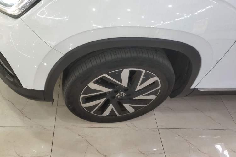 Used Volkswagen Tayron 2023 280TSI Two-Wheel-Drive Luxury Plus Advanced Version