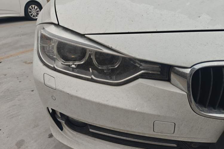 TDK.VehicleDetails.img