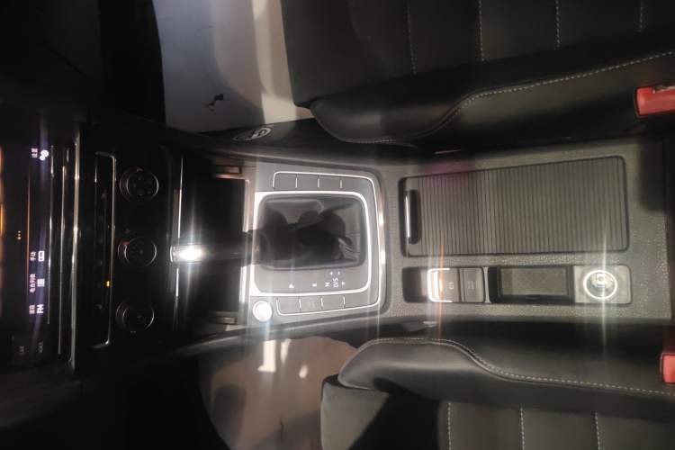 Used Volkswagen Golf 2019 280TSI DSG Luxury Version China VI Standard
