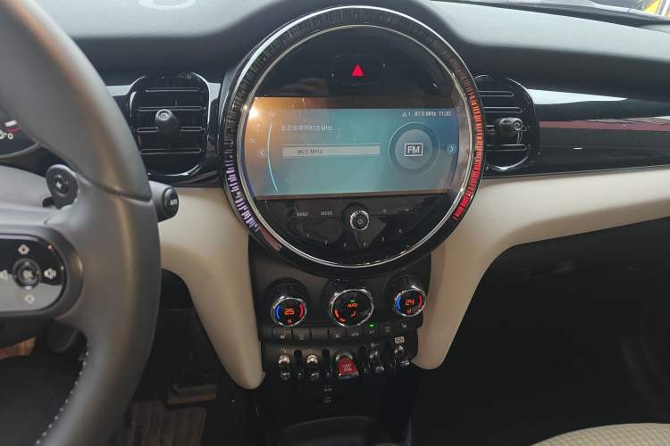 Used  MINI 2023 Second Facelift 2.0T COOPER S CABRIO Artist
