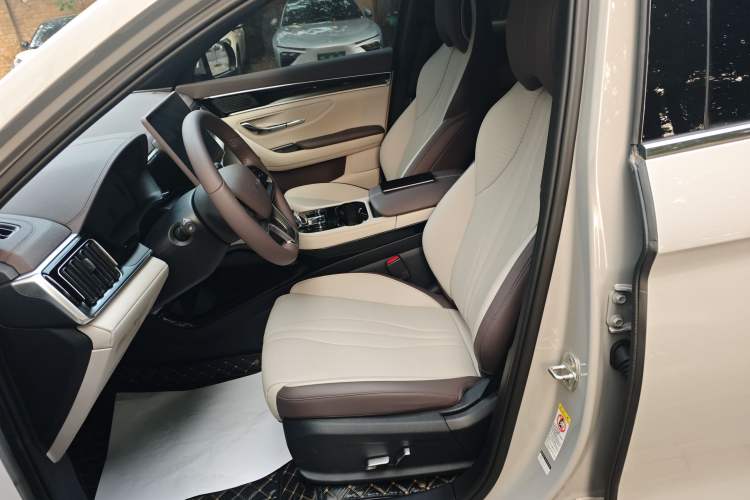 Used BYD Song PLUS New Energy 2025 DM-i 160KM Flagship Model
