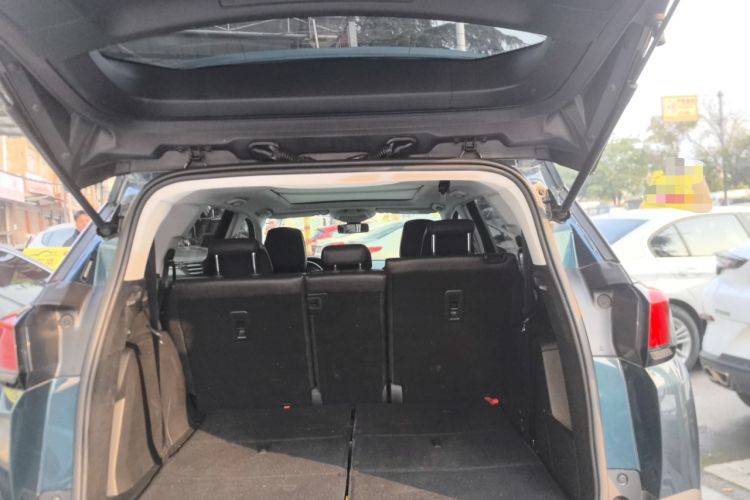 Used Peugeot 5008 2017 380THP 7-Seater Elite Edition
