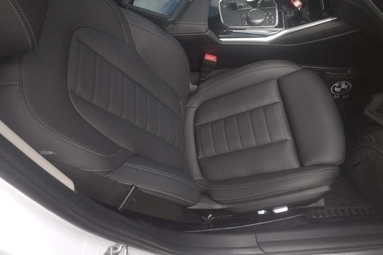 Used BMW 3 Series 2020 325Li First Edition
