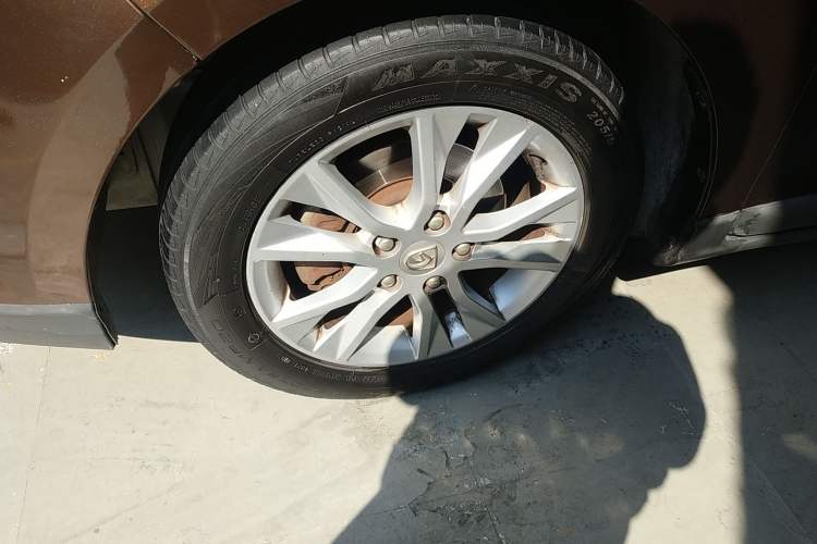 Used Baojun 730 2016 1.5T Manual Comfort Version 7 Seats