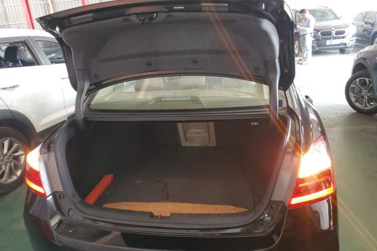 Used Honda Accord 2015 2.0L LX Comfort Edition