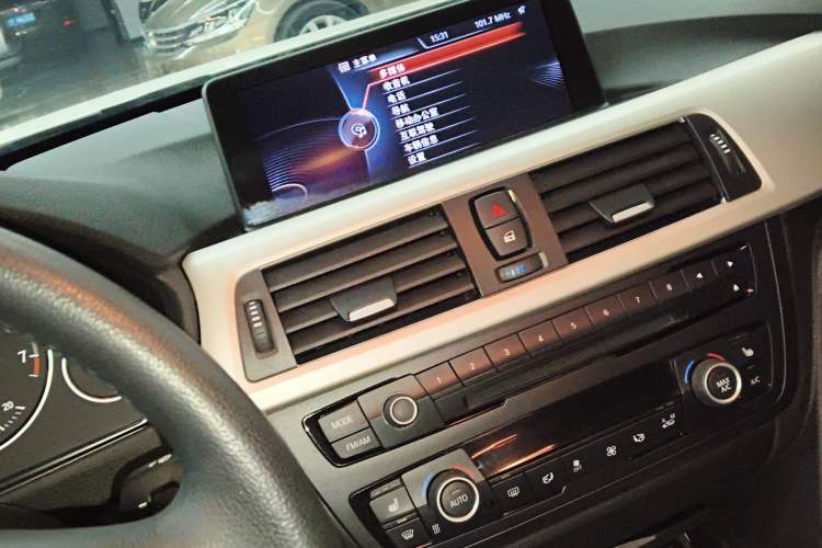 Used BMW 3 Series 2014 320i Sport Edition