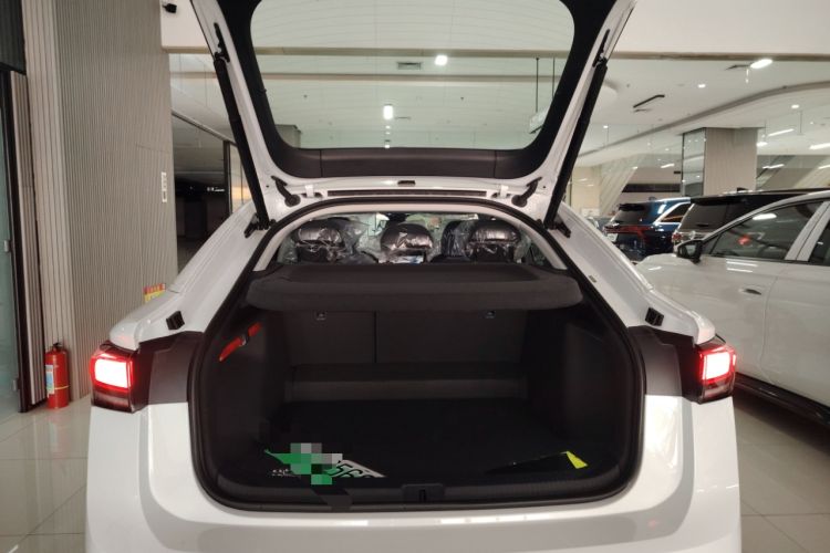 Used Volkswagen ID.7 VIZZION 2024 AIR model