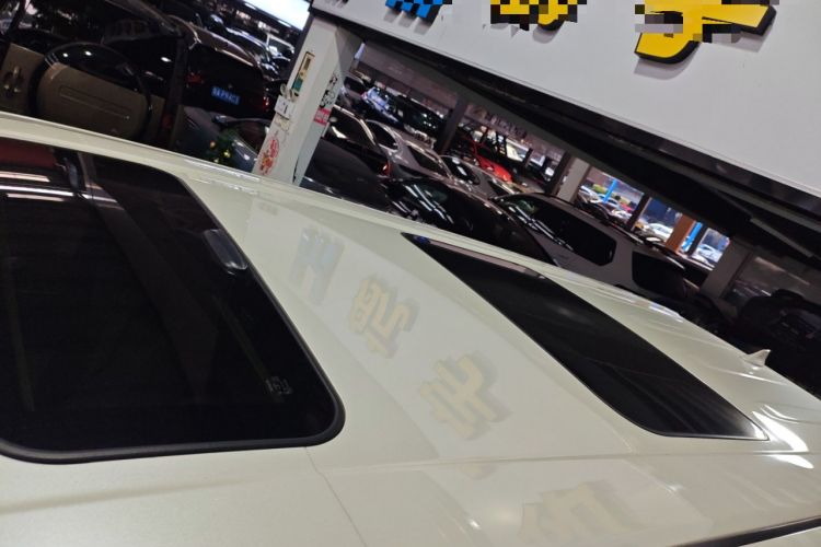 Used Toyota Alphard 2021 Dual-Engine 2.5L Luxury Edition
