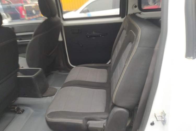 Used Wuling Hongguang PLUS 2020 1.5L Manual Standard Edition 7-Seater

