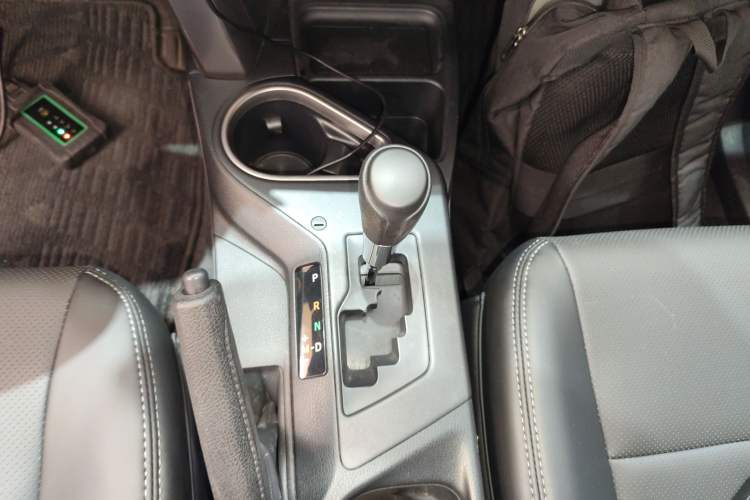 Used Toyota RAV4 2016 2.0L CVT Two-Wheel Drive Fashion Edition China V Standard