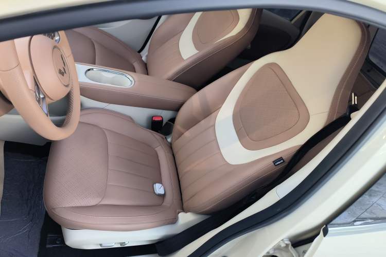 Used Wuling Bingo 2025 333 km Lingxi Deluxe Edition