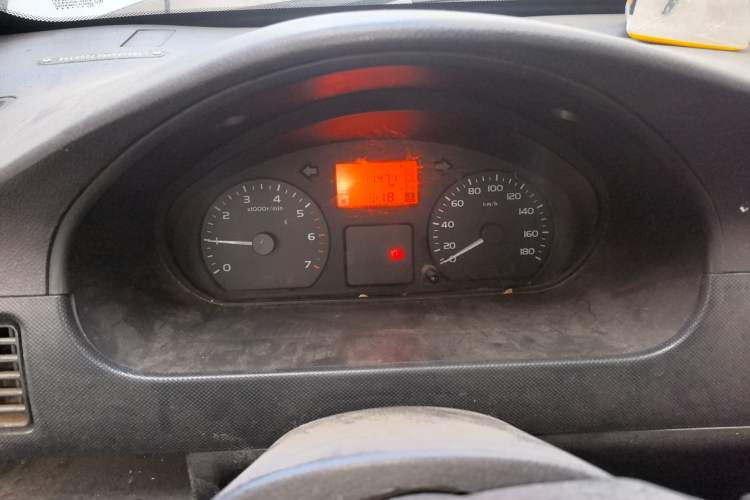 Used Wuling Rongguang 2011 1.2L Base Version