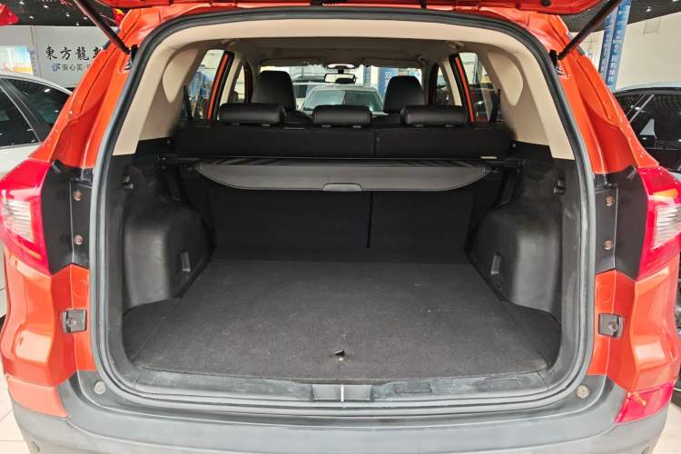 Used BYD Song 2018 1.5TI Manual Smart Connect Enjoyment Model
