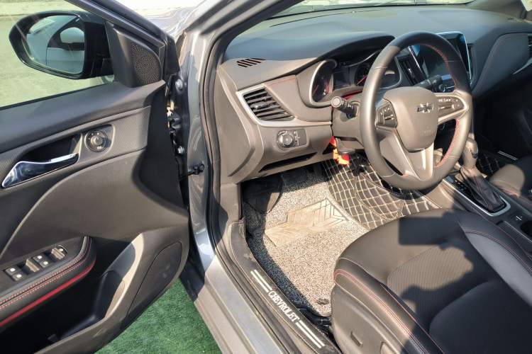 Used Chevrolet Monza 2019 RS 330T Automatic Sporty Edition China VI Standard
